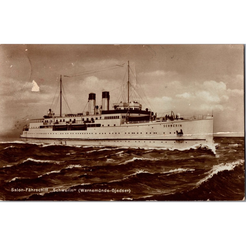 Vintage Postcard Salon-Fährschiff‎ Schwerin Warnemünde-Gjedser Germany Ship